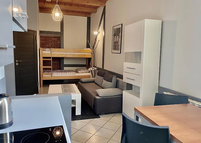 Azyl Nad Potokiem منزل للإقامة