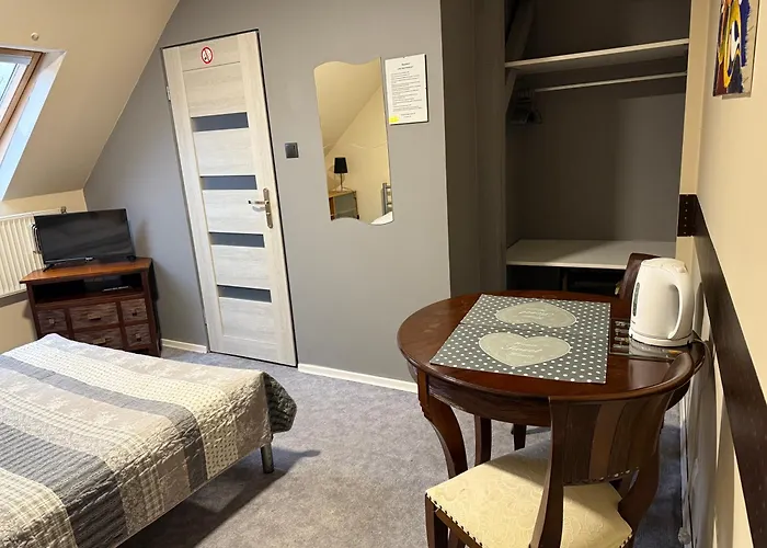 Azyl Nad Potokiem * كارباش